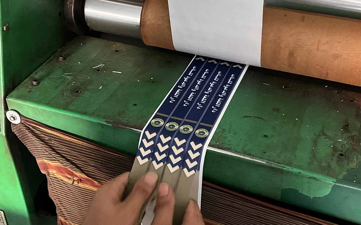 PRODUKSI 500 PCS LANYARD PRINTING FULL COLOUR UMMAH HAMZAH PASURUAN DENGAN 2 DESAIN CUSTOM, SELESAI PRODUKSI DALAM 1 HARI - foto 7