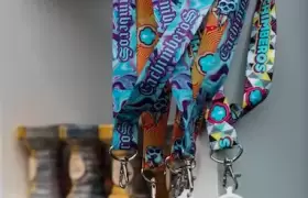 Custom Lanyards: Fast Shipping at Your Fingertips