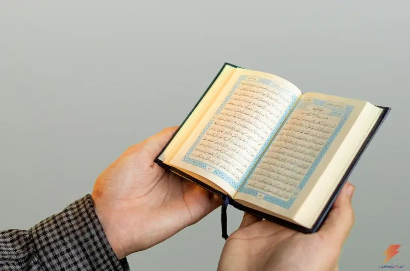 souvenir-al-quran.webp